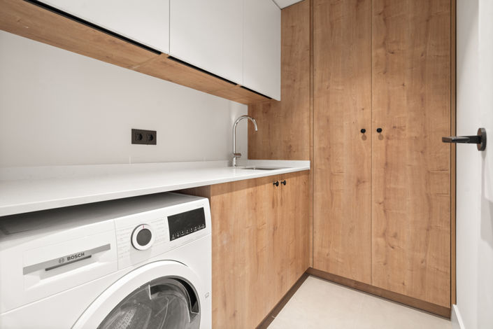 Image No.21-3 Bed Property for sale