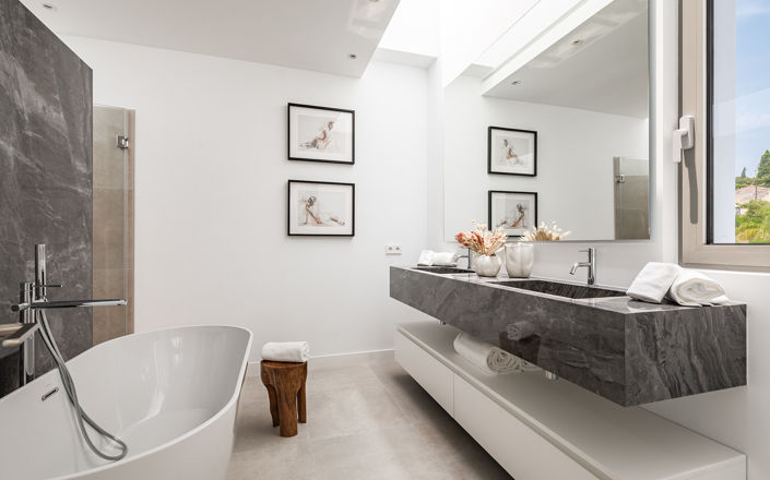 Image No.16-5 Bed Villa for sale