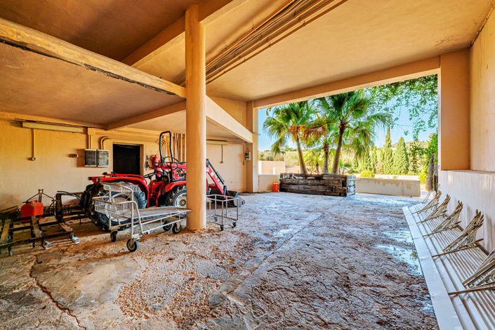 Image No.39-10 Bed Property for sale