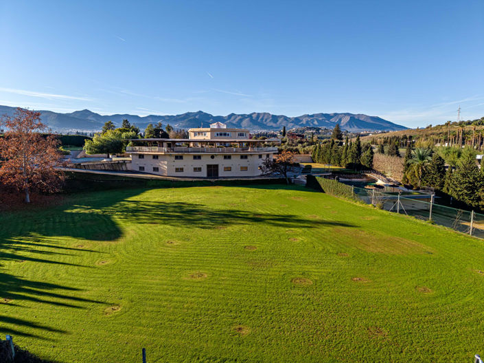 Image No.6-10 Bed Property for sale