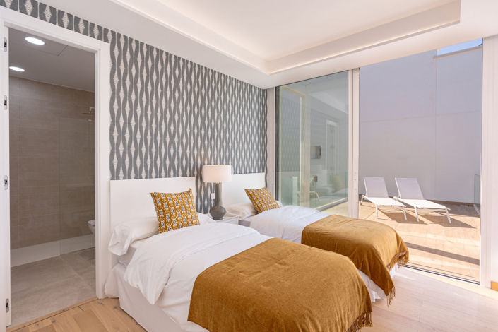 Image No.10-4 Bed Villa for sale