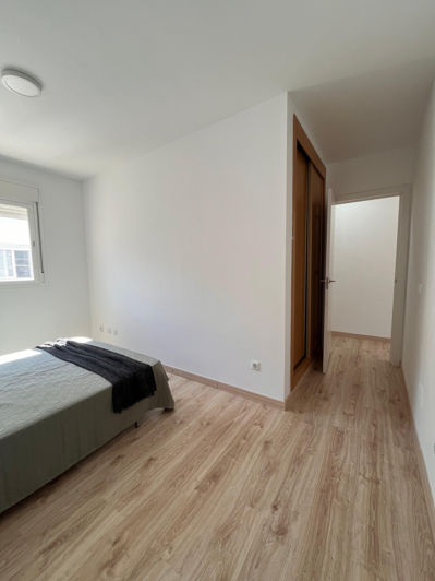 Image No.19-2 Bed Property for sale