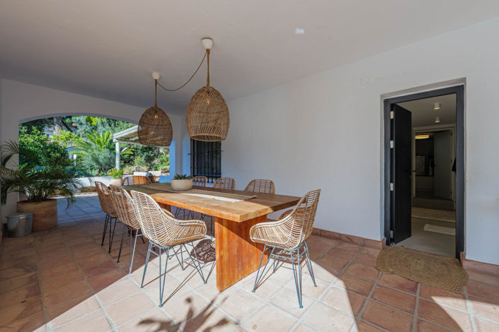 Image No.17-4 Bed House for sale