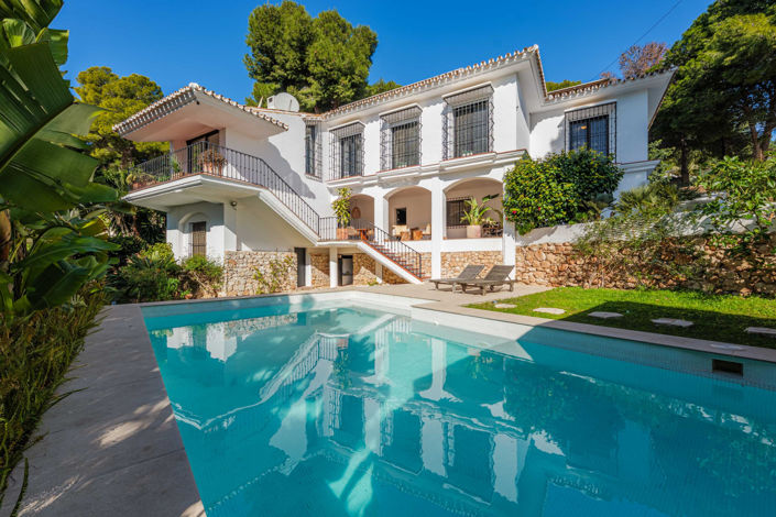 Image No.2-4 Bed House for sale