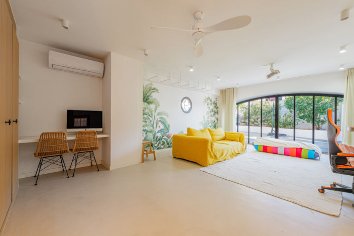 Image No.22-4 Bed House for sale
