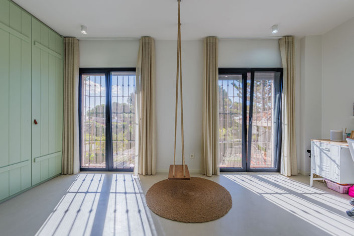 Image No.32-4 Bed House for sale