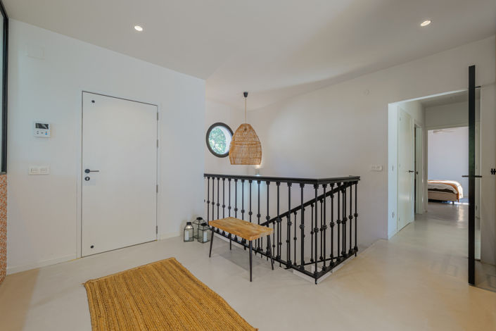 Image No.42-4 Bed House for sale