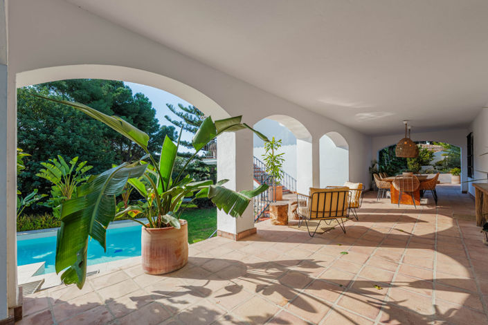 Image No.8-4 Bed House for sale