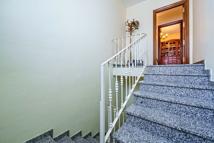 Image No.29-3 Bed House for sale