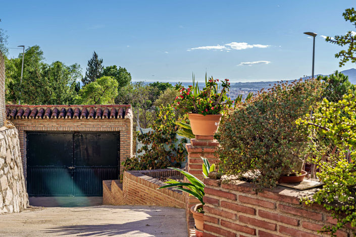 Image No.30-3 Bed House for sale