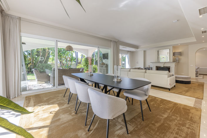 Image No.6-5 Bed Villa for sale