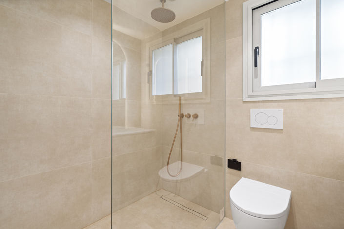 Image No.15-3 Bed Property for sale