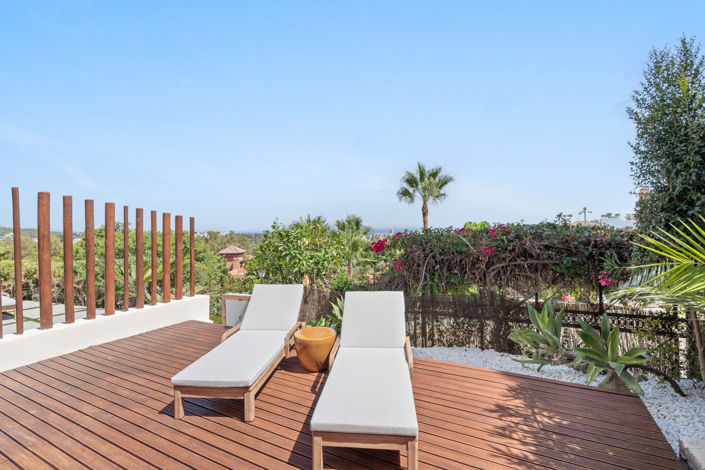 Image No.2-3 Bed Property for sale