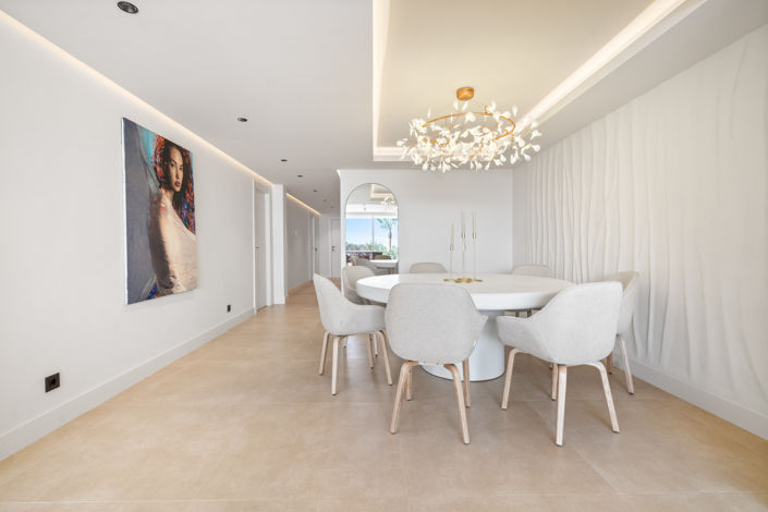 Image No.22-3 Bed Property for sale