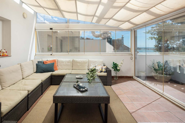 Image No.21-4 Bed Townhouse for sale