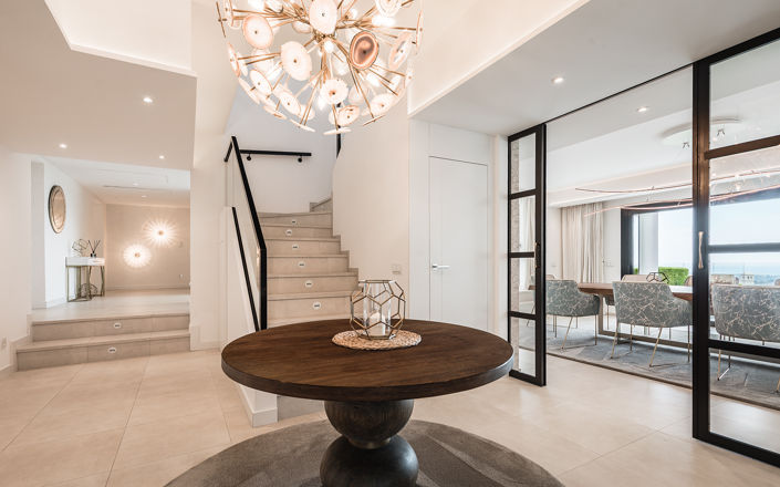 Image No.13-8 Bed Villa for sale