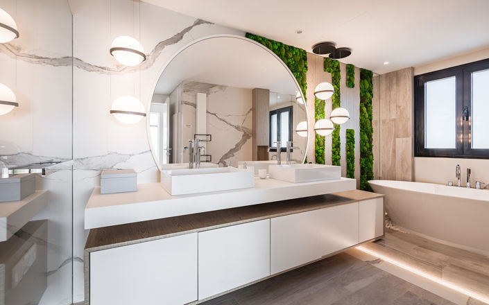 Image No.18-8 Bed Villa for sale