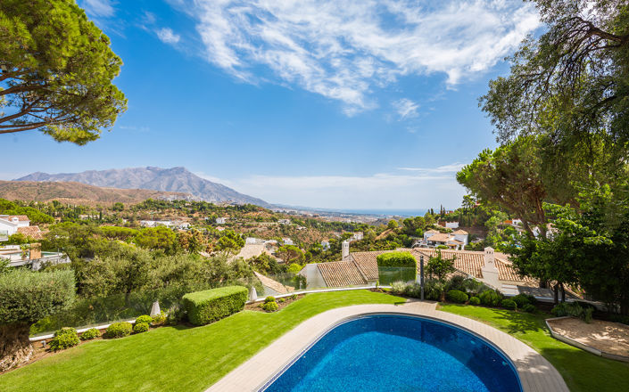 Image No.32-8 Bed Villa for sale