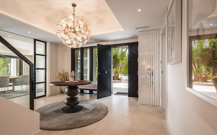 Image No.35-8 Bed Villa for sale