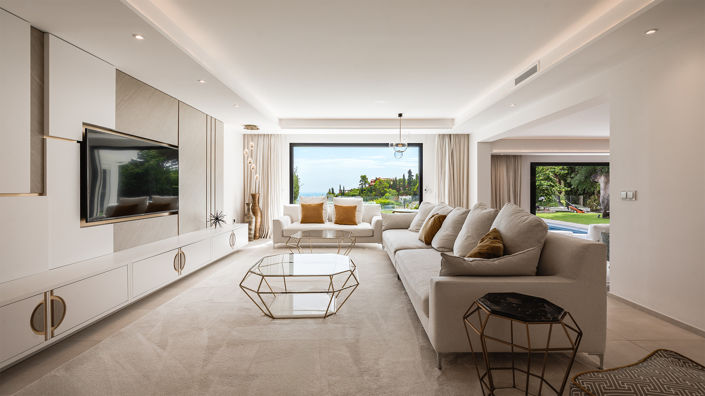 Image No.4-8 Bed Villa for sale