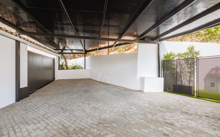 Image No.50-8 Bed Villa for sale