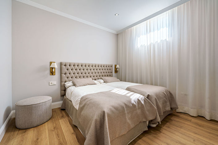 Image No.15-8 Bed Villa for sale