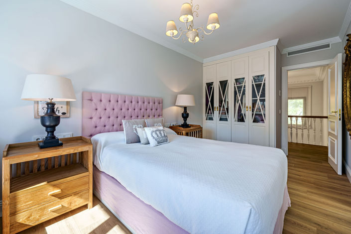 Image No.20-8 Bed Villa for sale