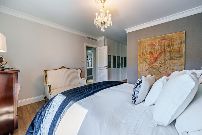 Image No.27-8 Bed Villa for sale