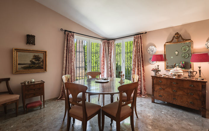 Image No.10-4 Bed Villa for sale