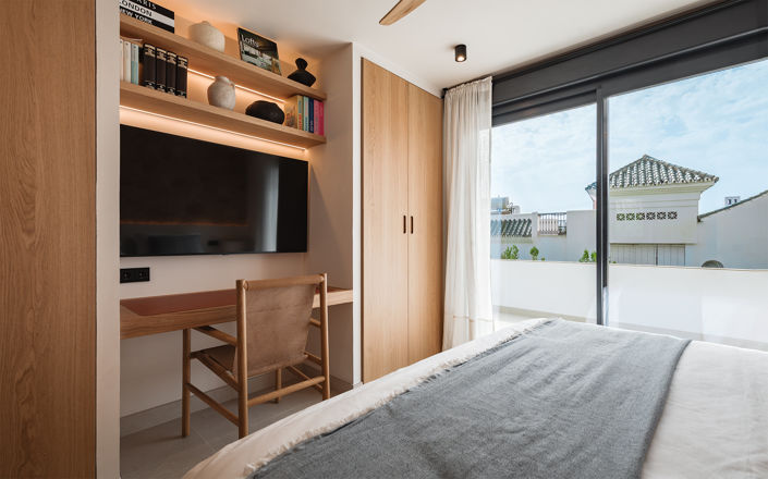 Image No.15-6 Bed Villa for sale