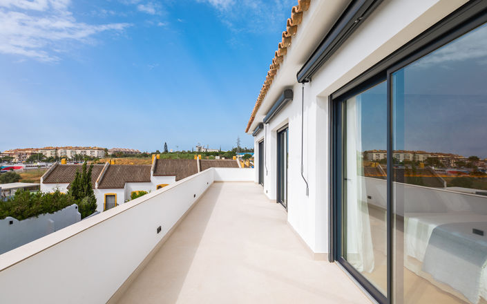 Image No.36-6 Bed Villa for sale