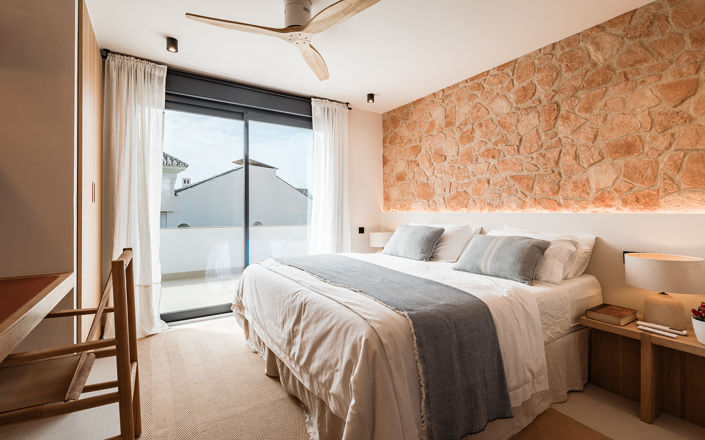 Image No.4-6 Bed Villa for sale