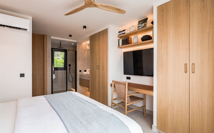 Image No.5-6 Bed Villa for sale