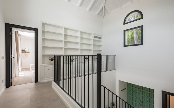 Image No.17-5 Bed Villa for sale