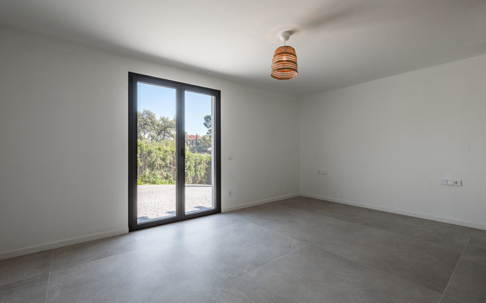 Image No.27-5 Bed Villa for sale