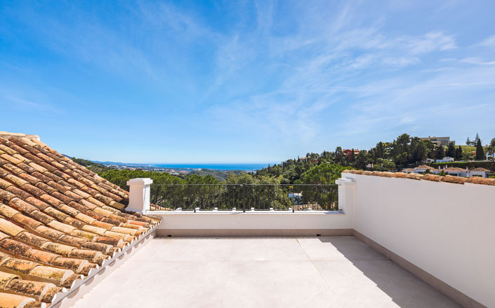 Image No.30-5 Bed Villa for sale