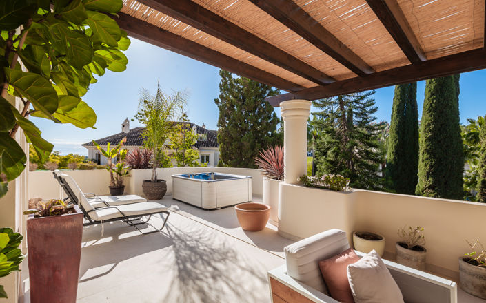 Image No.27-3 Bed Property for sale