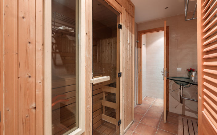 Image No.21-8 Bed Villa for sale