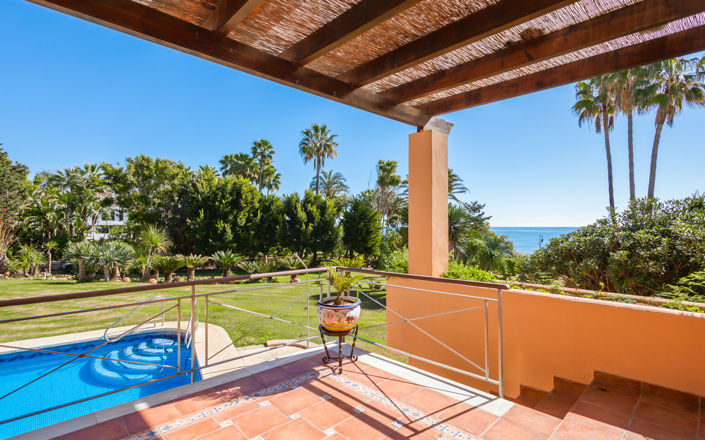 Image No.31-8 Bed Villa for sale