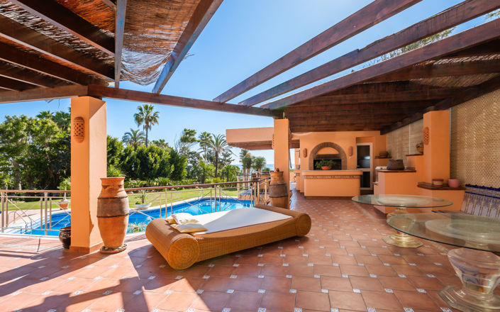 Image No.35-8 Bed Villa for sale