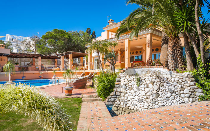 Image No.40-8 Bed Villa for sale