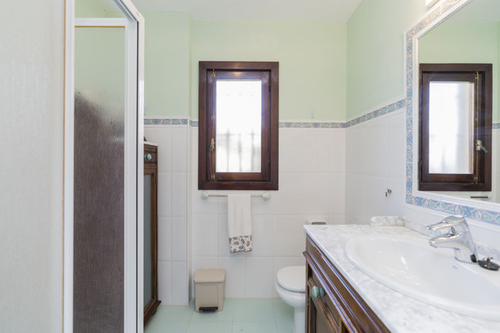 Image No.43-9 Bed Villa for sale