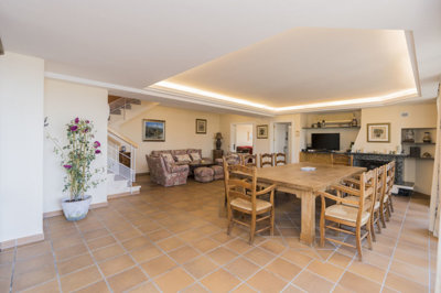 b98le8d7m9k3degpefzhs0lif8u4xzvzhwxtmggyekxx9