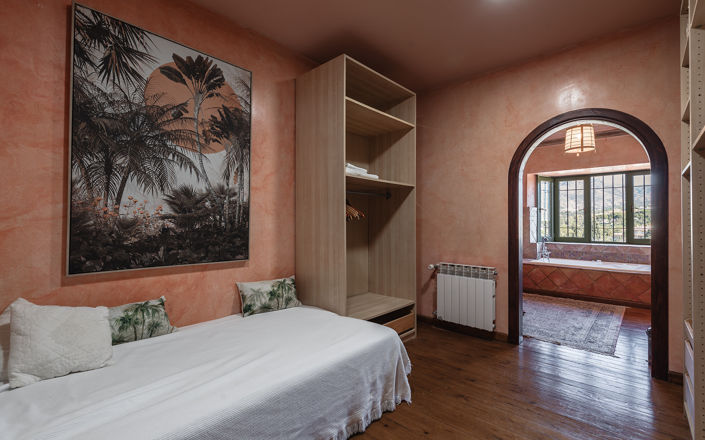 Image No.7-5 Bed Villa for sale