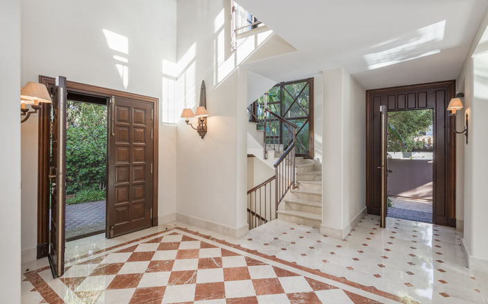 Image No.10-4 Bed Villa for sale