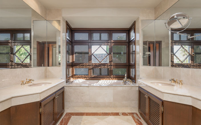 Image No.5-4 Bed Villa for sale