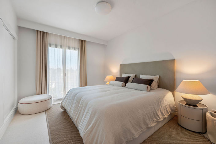 Image No.18-4 Bed Townhouse for sale