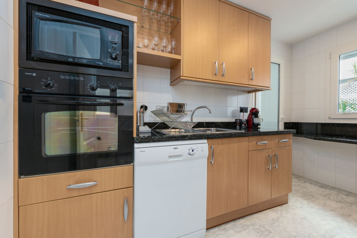 Image No.39-4 Bed Apartment for sale