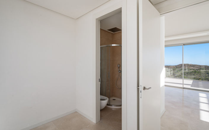 Image No.23-4 Bed Penthouse for sale