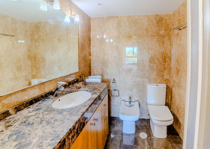 Image No.34-3 Bed Apartment for sale